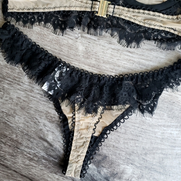 2 Piece | Longline Lace Bustier Bra Top with Matching Thong Panty Set - Picture 9 of 11